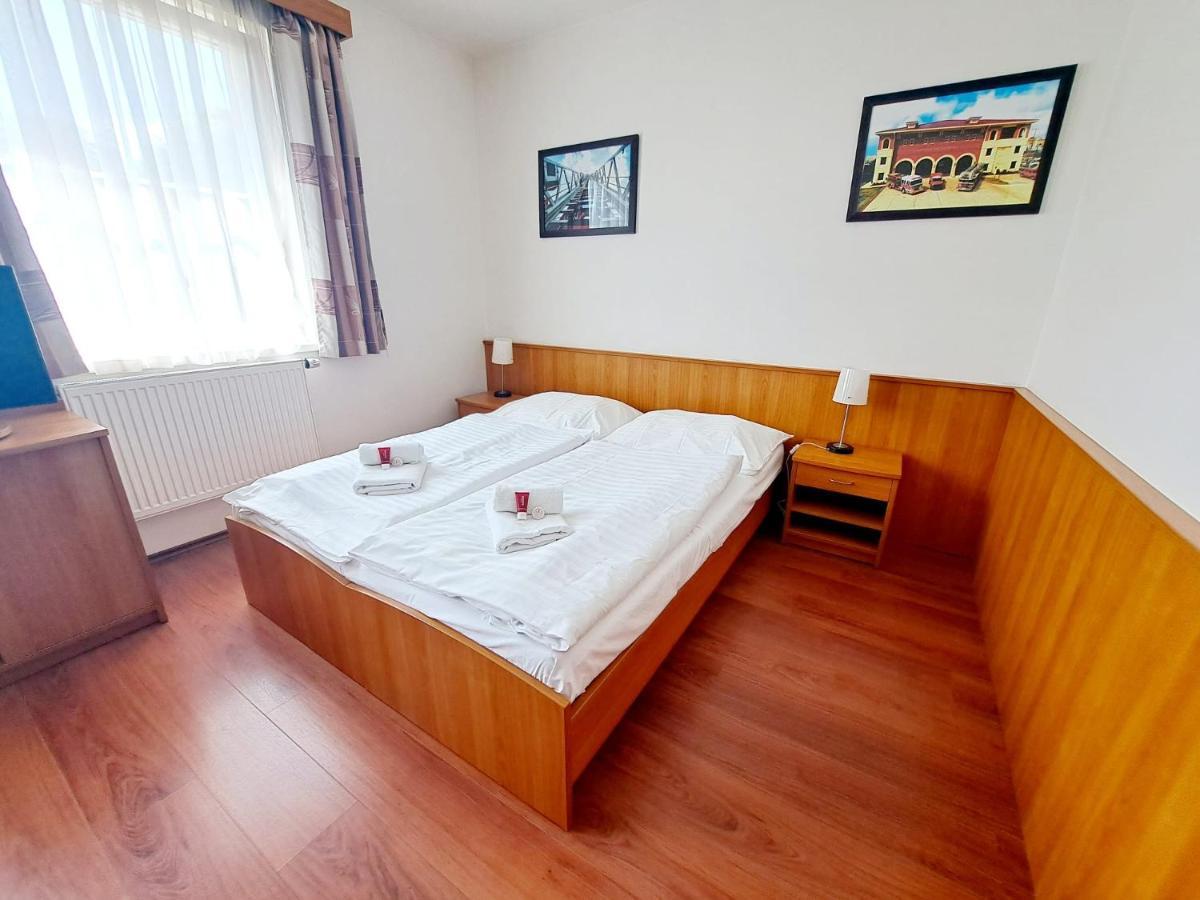 Hasicsky Hotel Pribyslav Ngoại thất bức ảnh